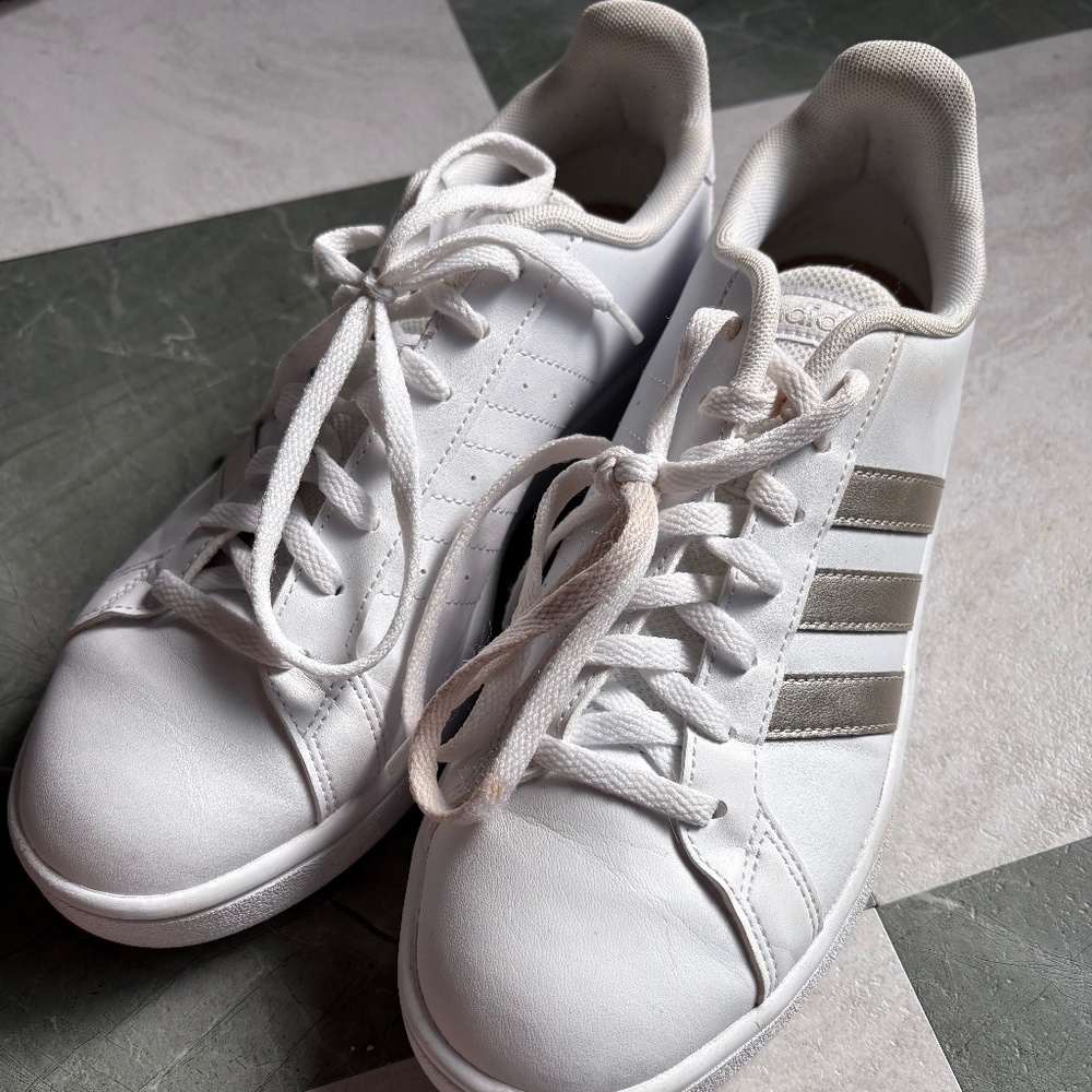 Adidas ART EE7874 W